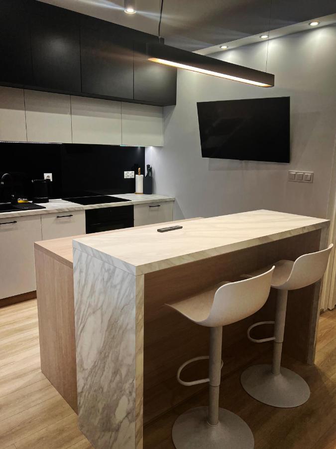 Amsterdam - Nowy Apartament W Centrum Z Prywatnym Zadaszonym Parkingiem Nowy Targ Εξωτερικό φωτογραφία